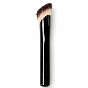 C651 - Angle Foundation Brush